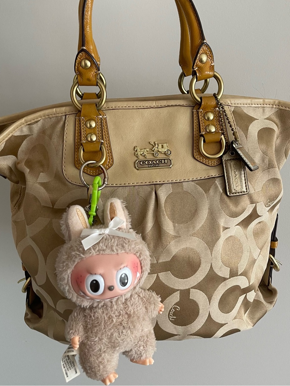 Coach Madison Op Art Vintage Y2K Signature Jacquard Tote Tan & Cream Satchel
